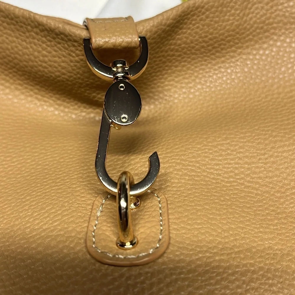 Beige Slouchy Hobo Tote Shoulder Bag Neutral Faux Leather Minimalist Purse